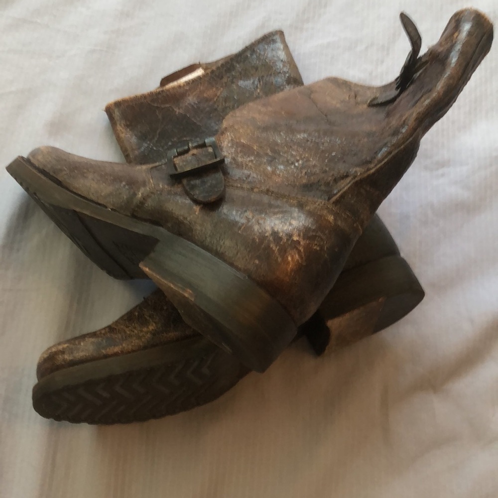 Frye brown women boots distressed leather - Picture 4 of 7
